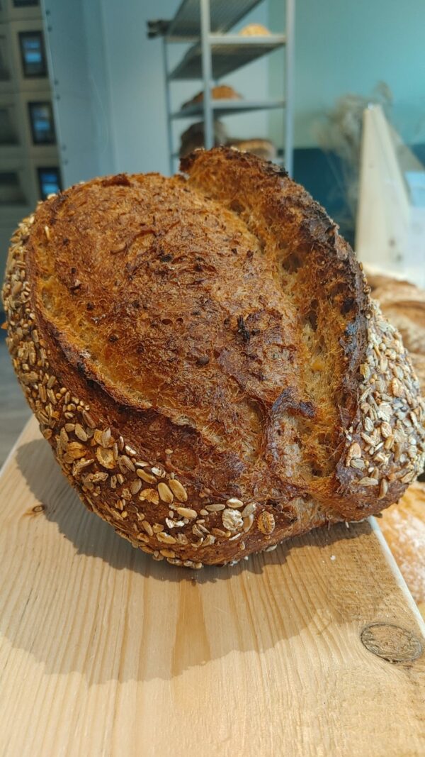 Desem meergranenbrood groot